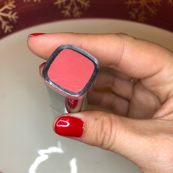 J.Cat Beauty's Matte Lipstick Diary - Picture 5 of 6